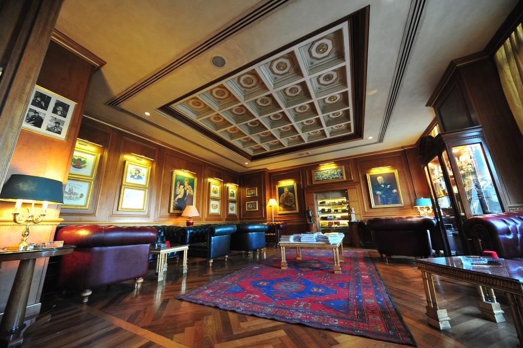 Regency Palace Ammán Exteriér fotografie The club lounge at the airport