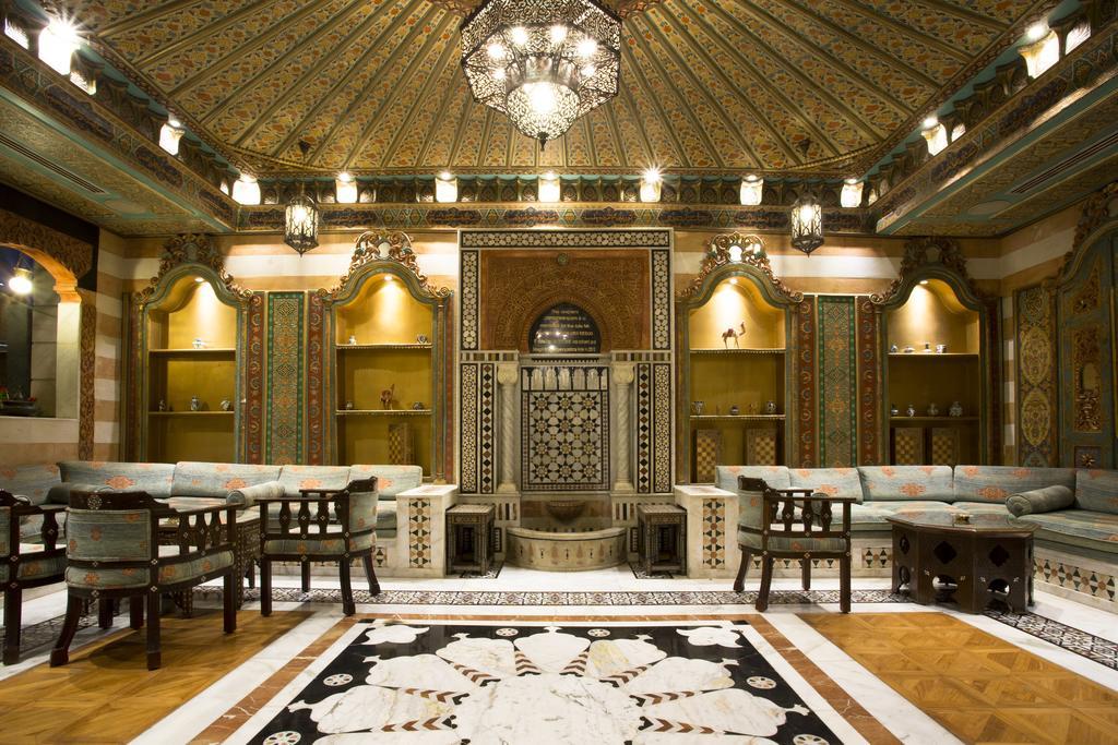 Regency Palace Ammán Exteriér fotografie The Turkish bath
