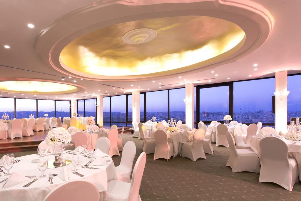 Regency Palace Ammán Exteriér fotografie The Sky Bar